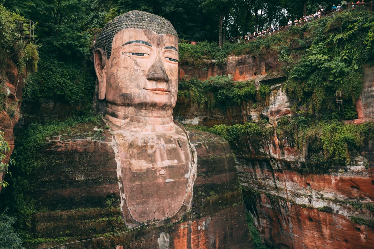 Day in Leshan