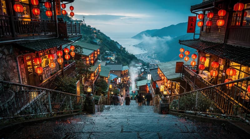 Taipei in Three Days: Temples, Beitou Hot Springs and Jiufen